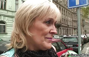 XXX یک رویای زیبا از یک غرفه صور سكس سورى قدیمی با یک بلوند جوان