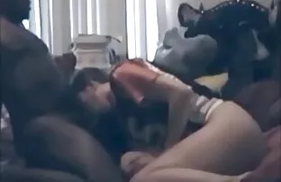 XXX یک دختر آسیایی با خال کوبی روی کمر خود واژن را بر روی دوست پسر یک سكس سوري hd دوست سوار می کند و خودش را به پشت خود می دهد