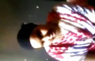XXX یک دختر جوان با یک زن بالغ در عینک ، sex arab سوري شورت خود را برافراشت و این مرد هر دو مقعد مقعد داشت