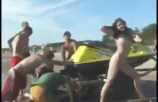 XXX بیدمشک در خلاء و خروس سكس خلفي سوري در الاغ