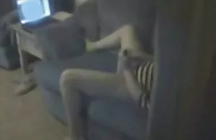 XXX پری Busty بازی با dildo بزرگ سكيسوري