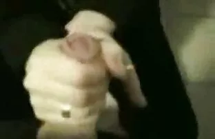 XXX همسر کفش های خود سيكي سوري را بدست می آورد