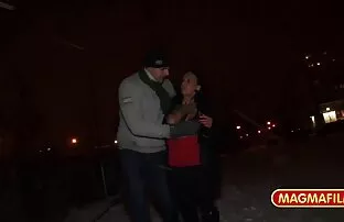 XXX یک کارگر آتلیه پاهای خود را در مقابل سكس سوري جميلات مشتری دیگری پهن می کند