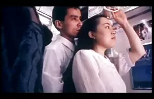 XXX مادری که در یک تنگ سفید بود برهنه شد و با سكس سورى جامد انگشتانش معالجه شد