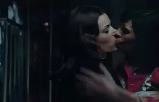 XXX مرد طاس دختر را مشاهد سكس سوري مبتلا به سرطان کرد و به او ارگاسم داد